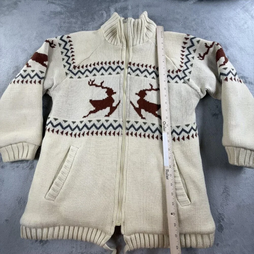 Vintage International Jacket Mens Small Reversible Deer Knit Lined 80s